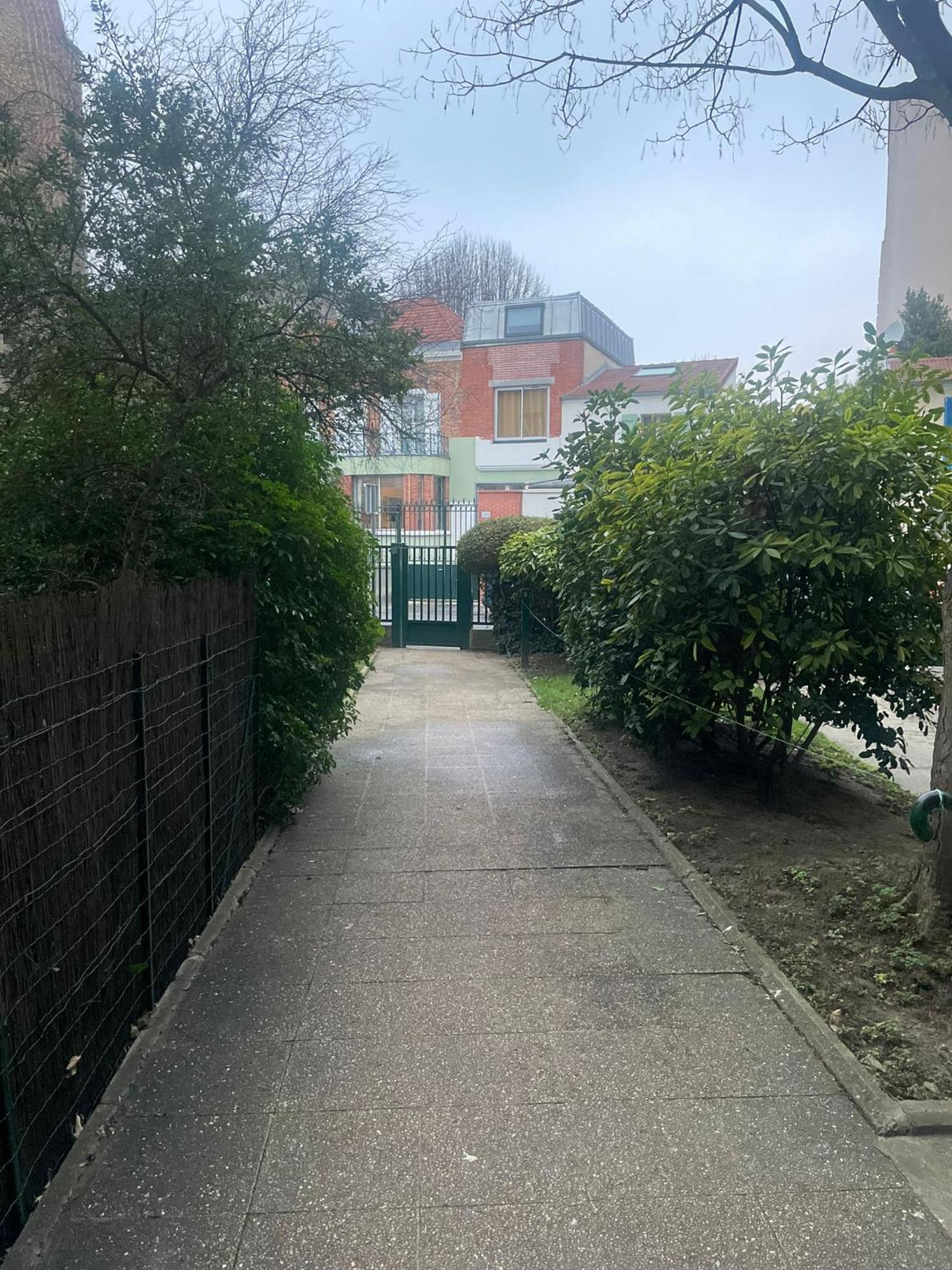 5 People/Paris-Cdg/France Stadium Apartment Bagnolet Exterior photo